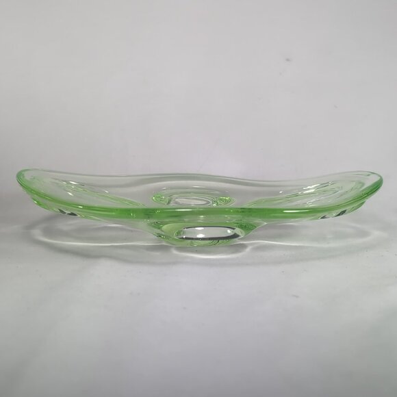 Czech Skrdlovice Uranium Glass Fruit Bowl UV Glow Vaseline Platter 60s Vintage - Picture 9 of 16